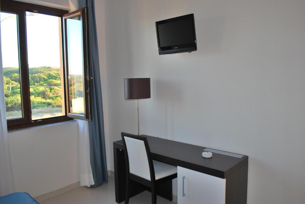 Buddi Hotel Platamona Værelse billede