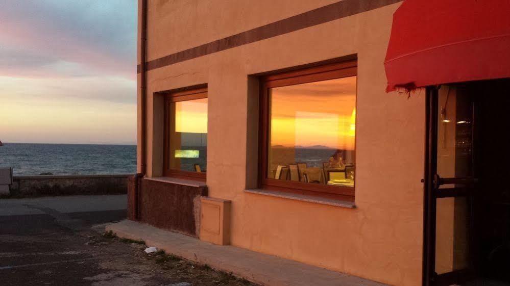 Buddi Hotel Platamona Eksteriør billede
