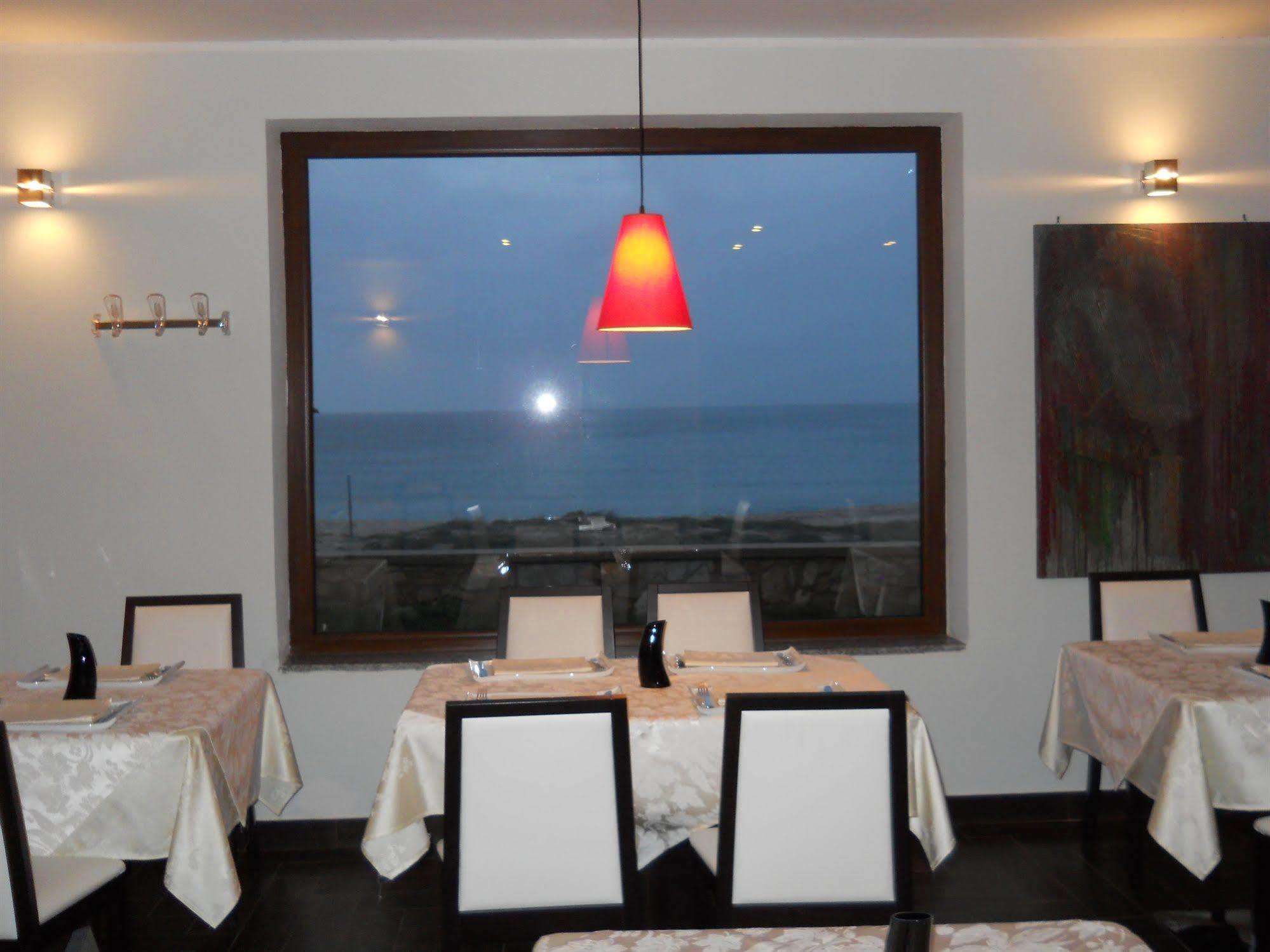 Buddi Hotel Platamona Eksteriør billede