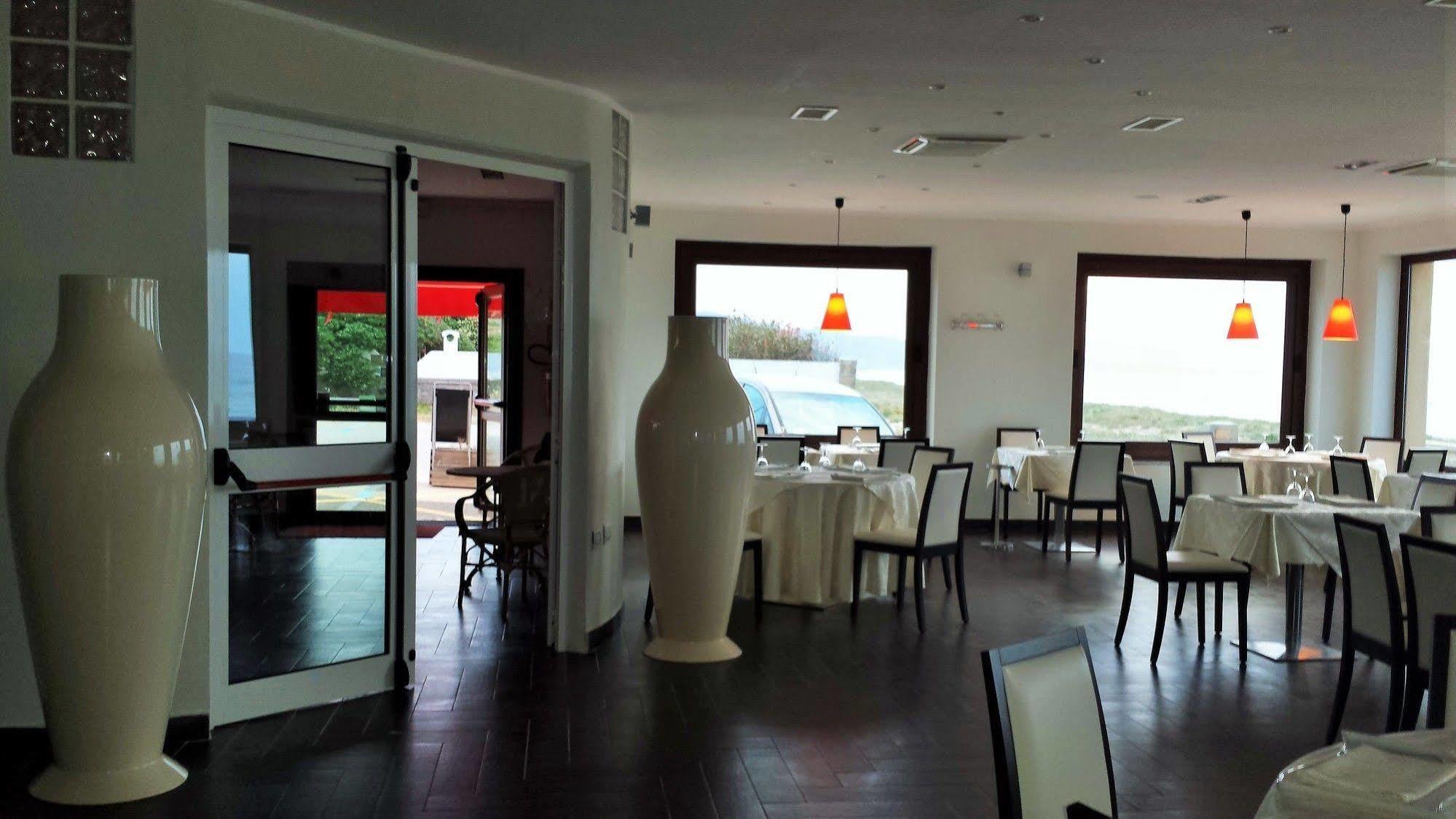 Buddi Hotel Platamona Eksteriør billede