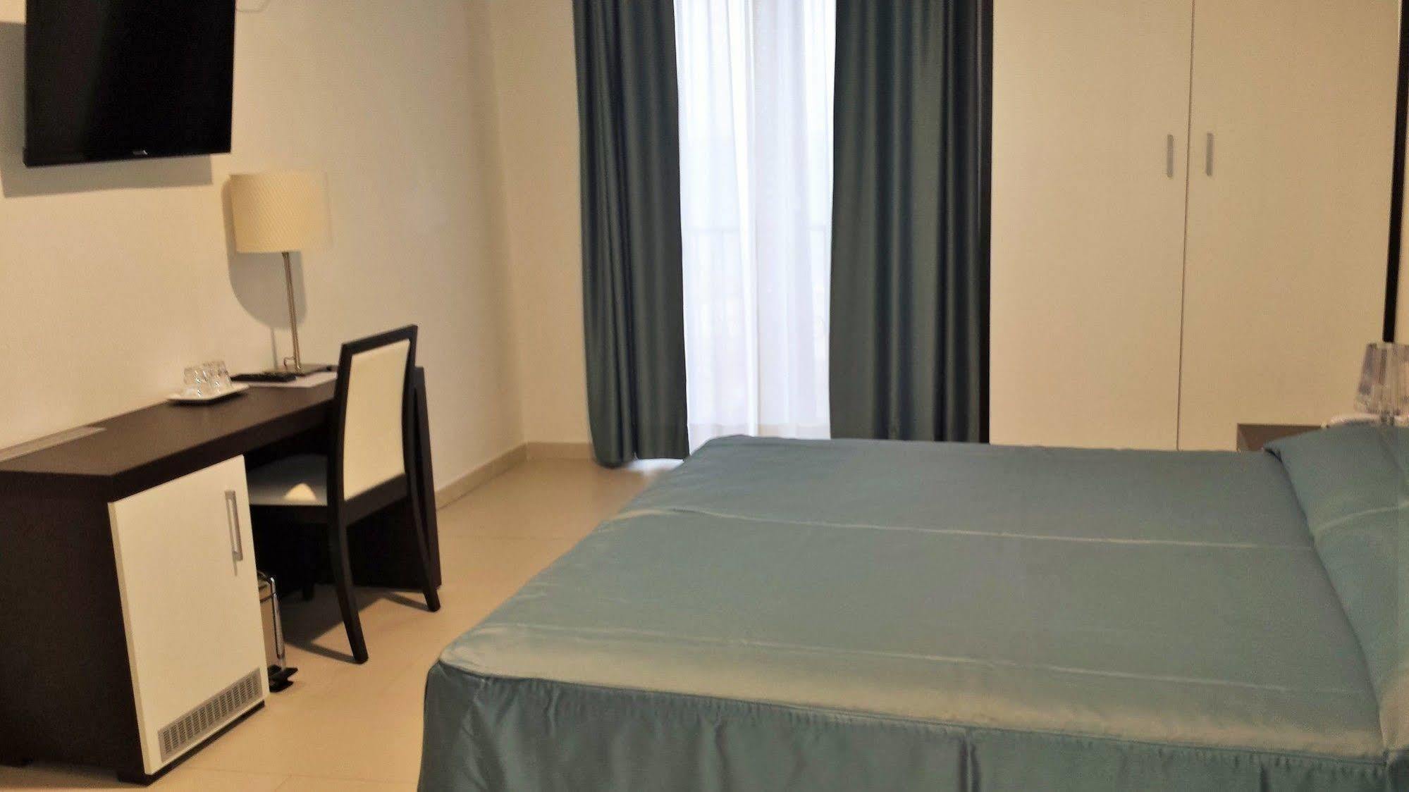 Buddi Hotel Platamona Eksteriør billede